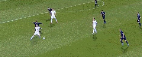 1622238974058001593.gif 7818.gif